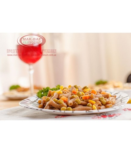 Макарони з горошком і кукурудзою